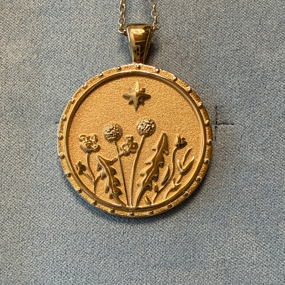 Jane Win Wanderlust Large Charm - image 1